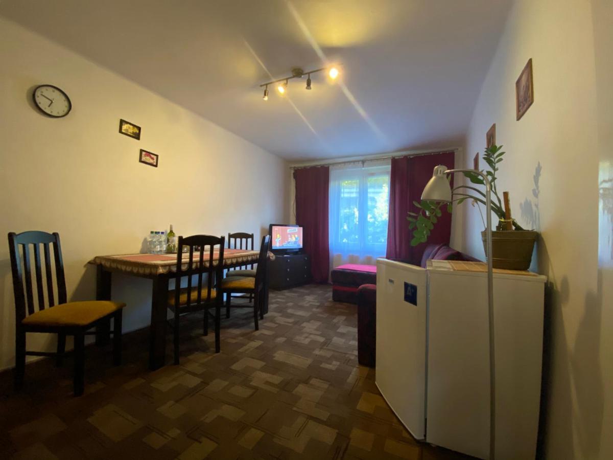 Pod Nachodskym Zamkem Apartment ภายนอก รูปภาพ